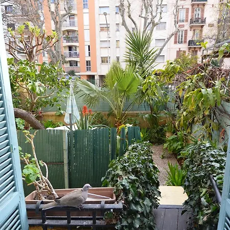 Appartement 4 Personnes Avec Terrasse Quartier Riquier Nice * Niza
